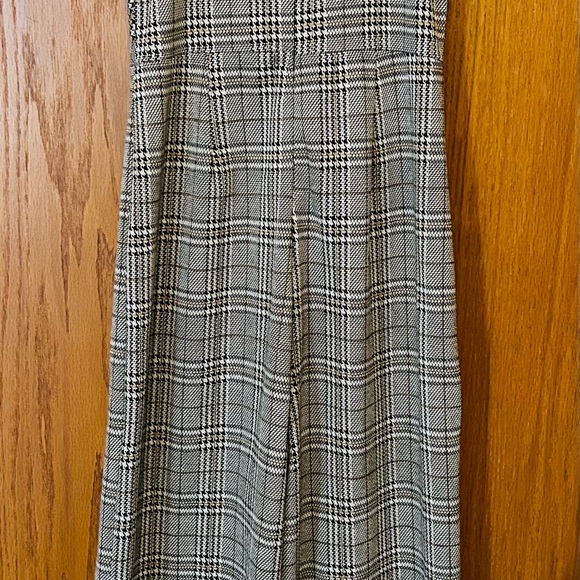 Soprano Houndstooth Patterned Jumpsuit - Picture 3 of 3